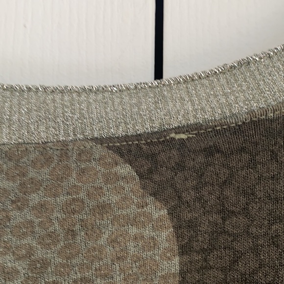 Green cameo sweater - Picture 8 of 8